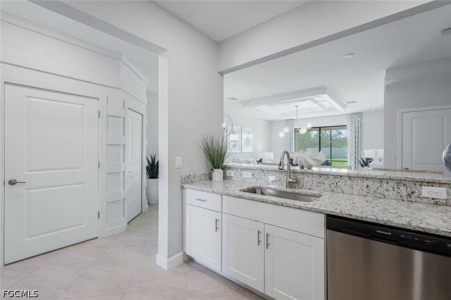 Building Photo - 14081 Pine Lodge Ln