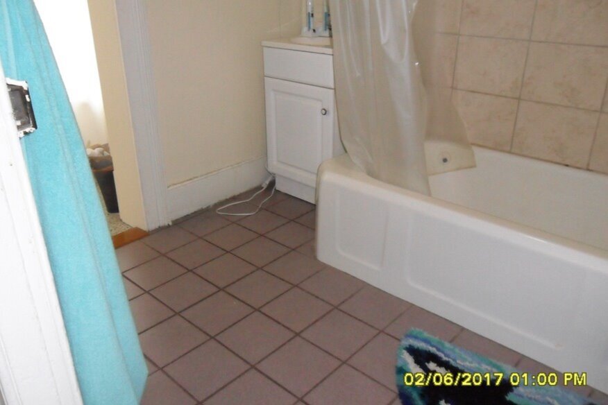 Bathroom - Tile Floors - 210 N Geneva St