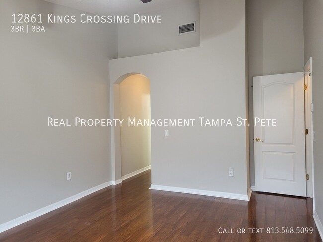 Building Photo - ***AVAILABLE FOR IMMEDIATE MOVE IN***