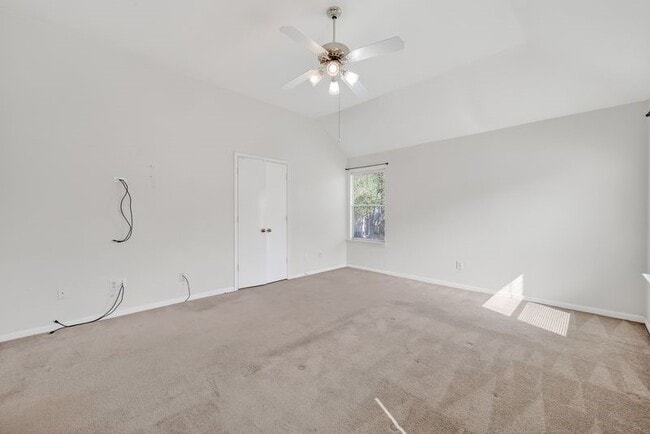 Building Photo - 15903 Timber Chase Dr