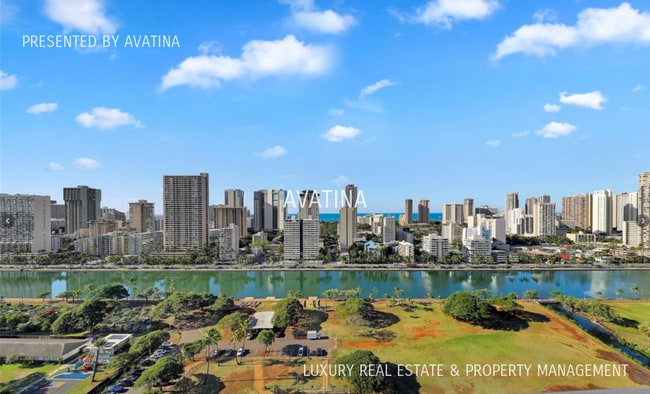 Building Photo - 500 University Ave