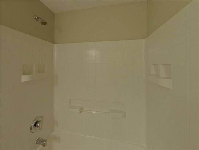 Building Photo - 3947 Valencia Ln