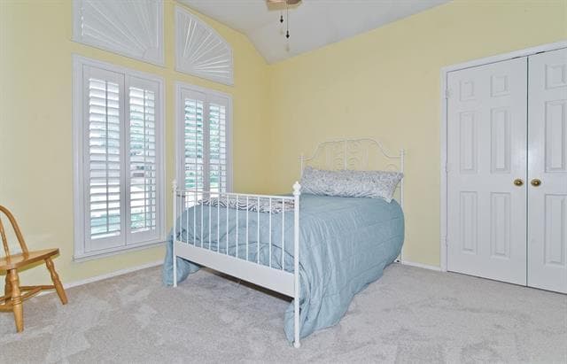Building Photo - 3700 Villanova Dr