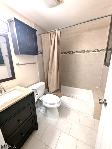 Building Photo - 651 Crescent Dr