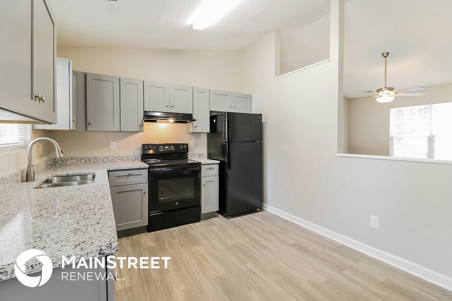 Building Photo - 130 Oakdale Ave