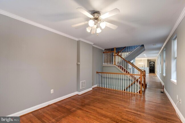 Building Photo - 130 N Collington Ave
