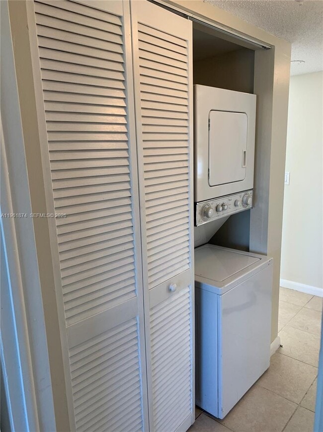 Building Photo - 7561 NW 16th St