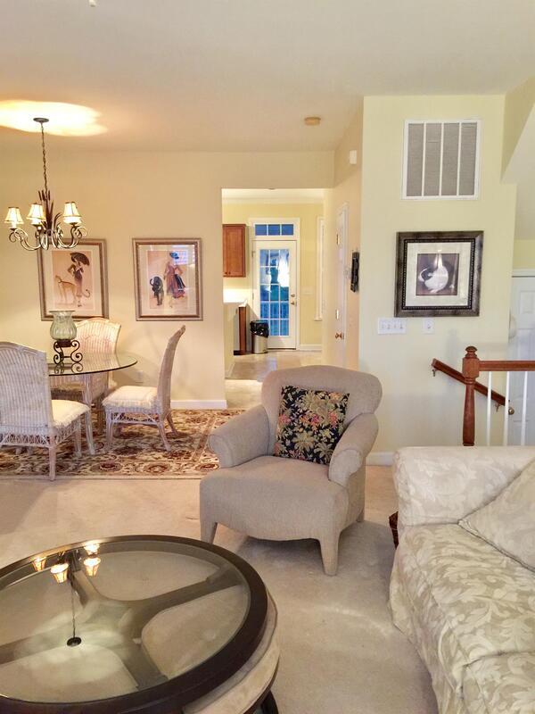 Building Photo - 3648 Billings St