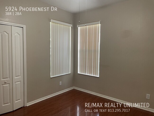 Building Photo - 5924 Phoebenest Dr