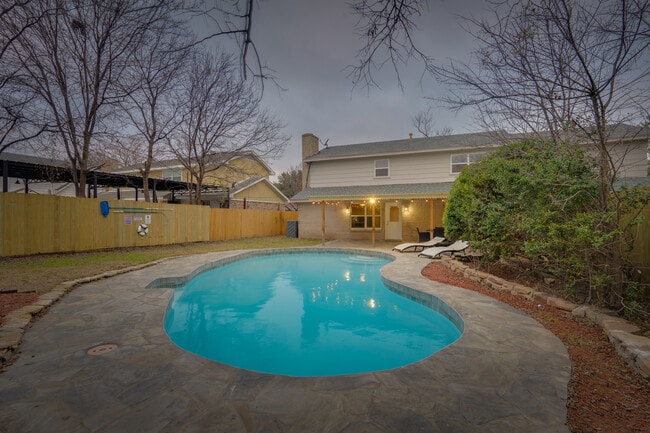 Building Photo - 11210 Cotillion Dr