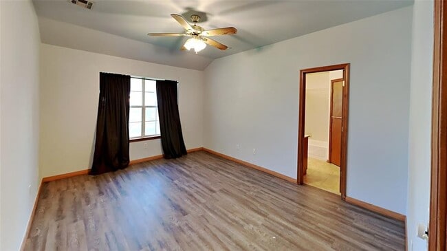 Building Photo - 1241 Capitol Dr