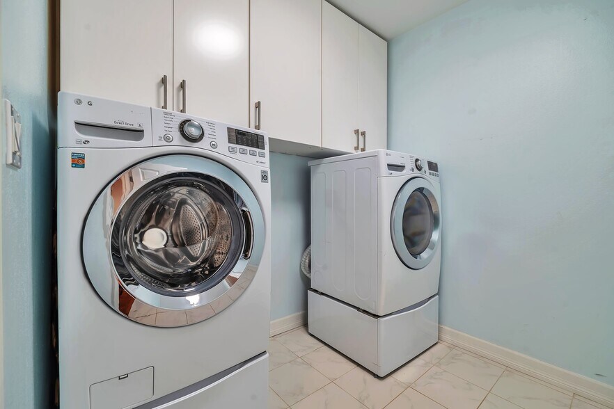 Building Photo - 9604 S 236th Pl