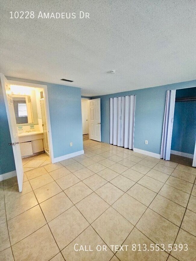 Building Photo - 10228 Amadeus Dr