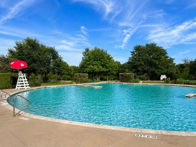 Building Photo - 374 Wincliff Dr