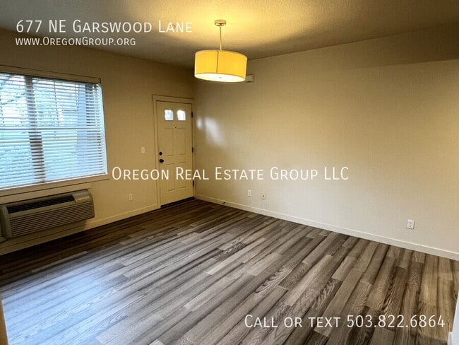 Building Photo - 677 NE Garswood Ln