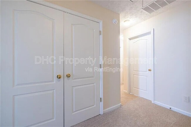 Building Photo - 1476 Ashley Way