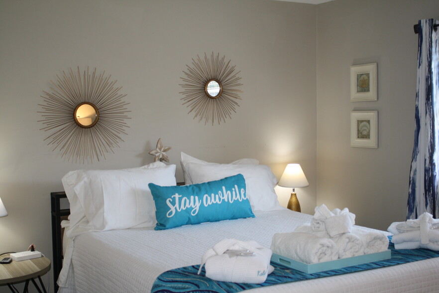 Stay awhile - 4444 Swift Rd