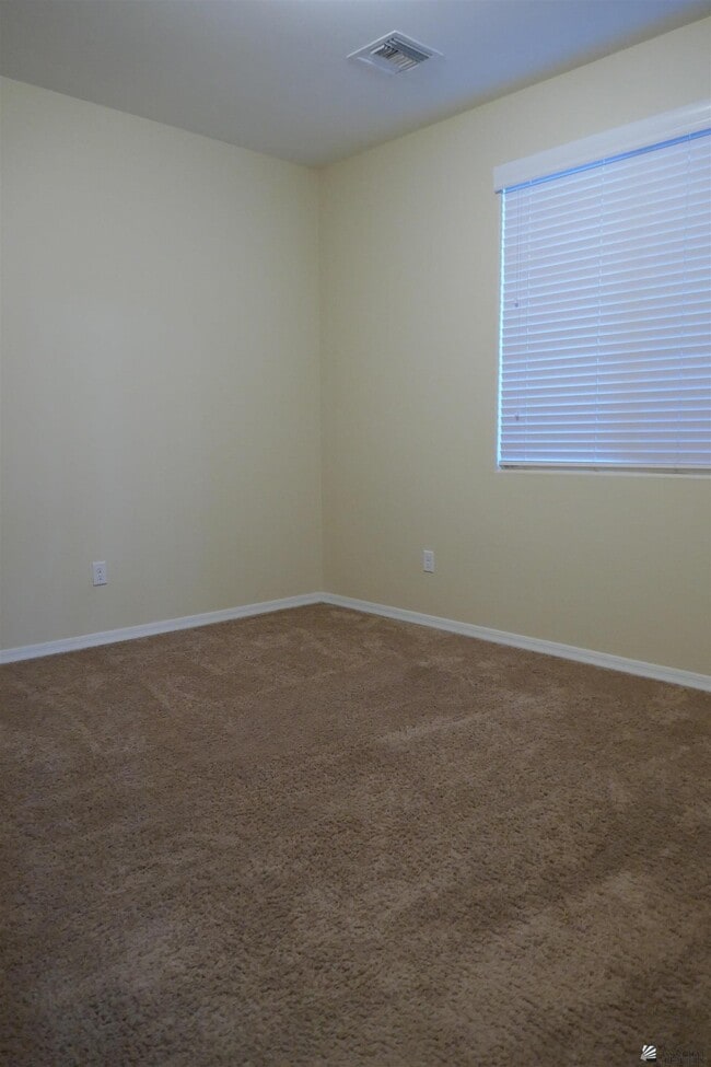 Building Photo - 6549 E 35th Pl