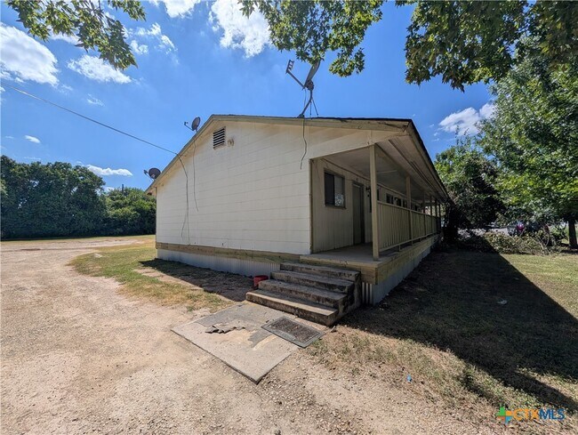 Building Photo - 163 Richter Ln