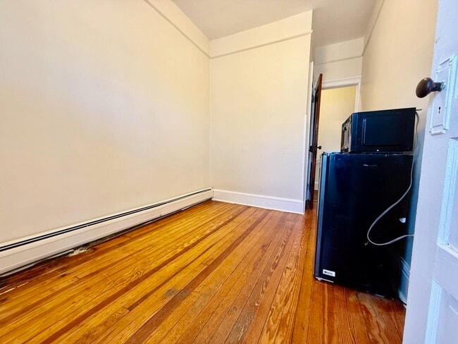 Building Photo - 315 ARMSTRONG Ave