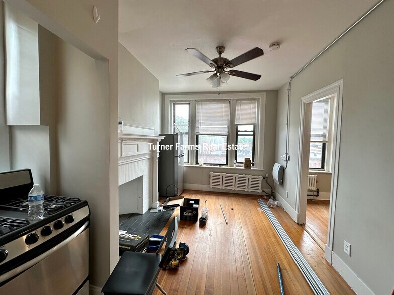 Primary Photo - 50 JFK St