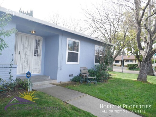 Building Photo - Cozy 2 Bed 2 Bath 1,864sqft Duplex in Gree...