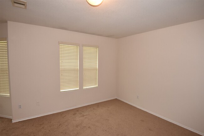 Building Photo - 16807 Mammoth Springs Dr