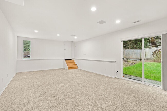 Building Photo - Just Reduced and READY NOW!! - Amazing Sce...