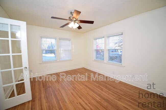 Building Photo - 1740 S Yorktown Ave