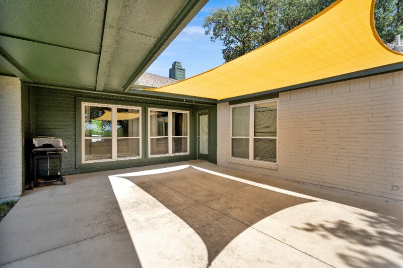 Building Photo - 2038 Sancerre Ln