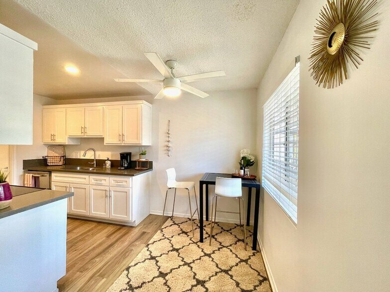 Building Photo - 315 Junipero Ave