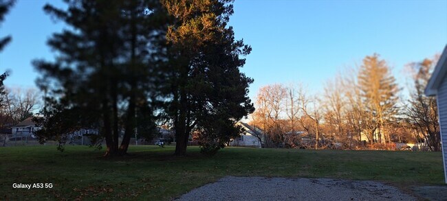 Building Photo - 1132 W Boylston St