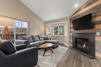 Building Photo - 3377 Sunburst Ct