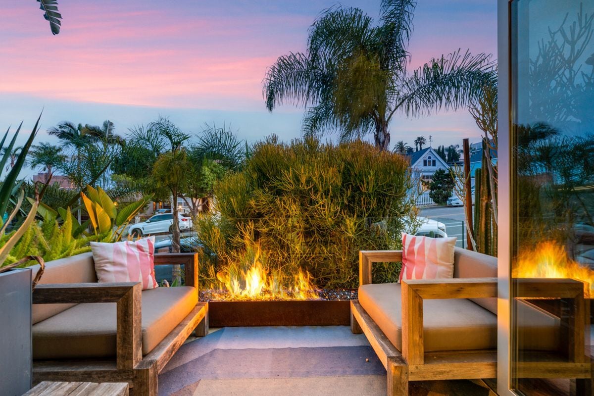 Building Photo - 1928 Howard Ave