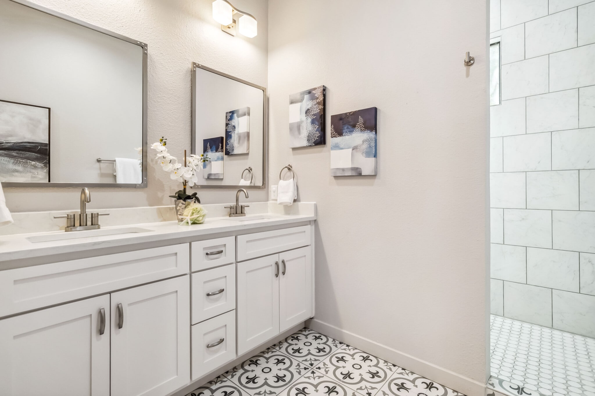 Building Photo - 124 Harmon Dr