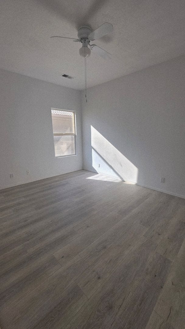 Building Photo - One Story 3 Bedroom