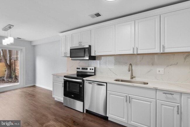 Building Photo - 12603 Red Pepper Ct