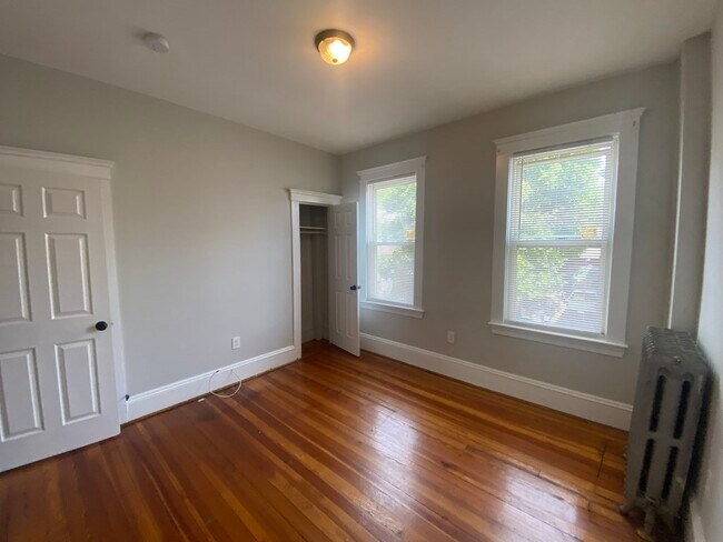 Building Photo - 34 Speedwell St