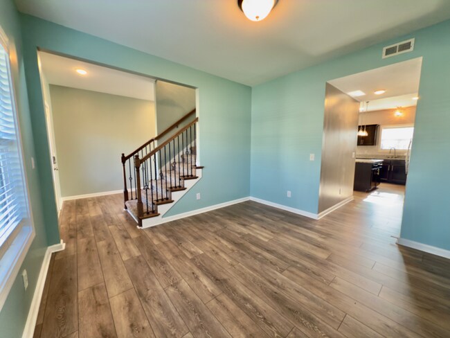 Building Photo - 1325 Millet Dr