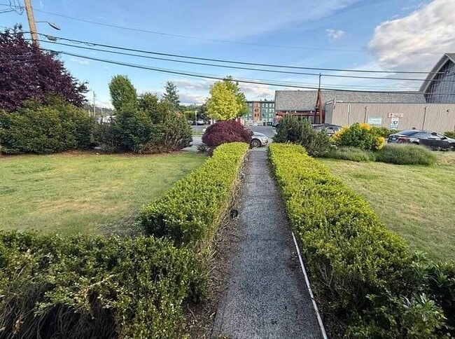 Building Photo - 3 bedroom in Bothell WA 98011