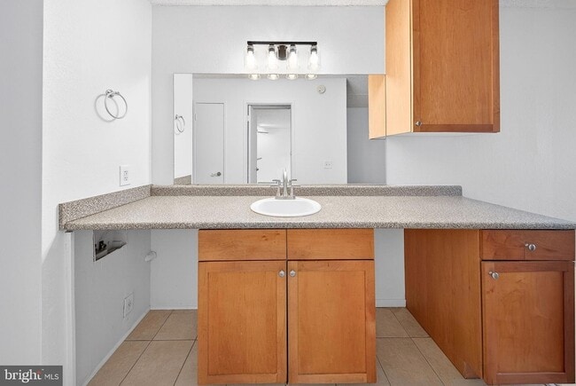 Building Photo - 60 S Van Dorn St