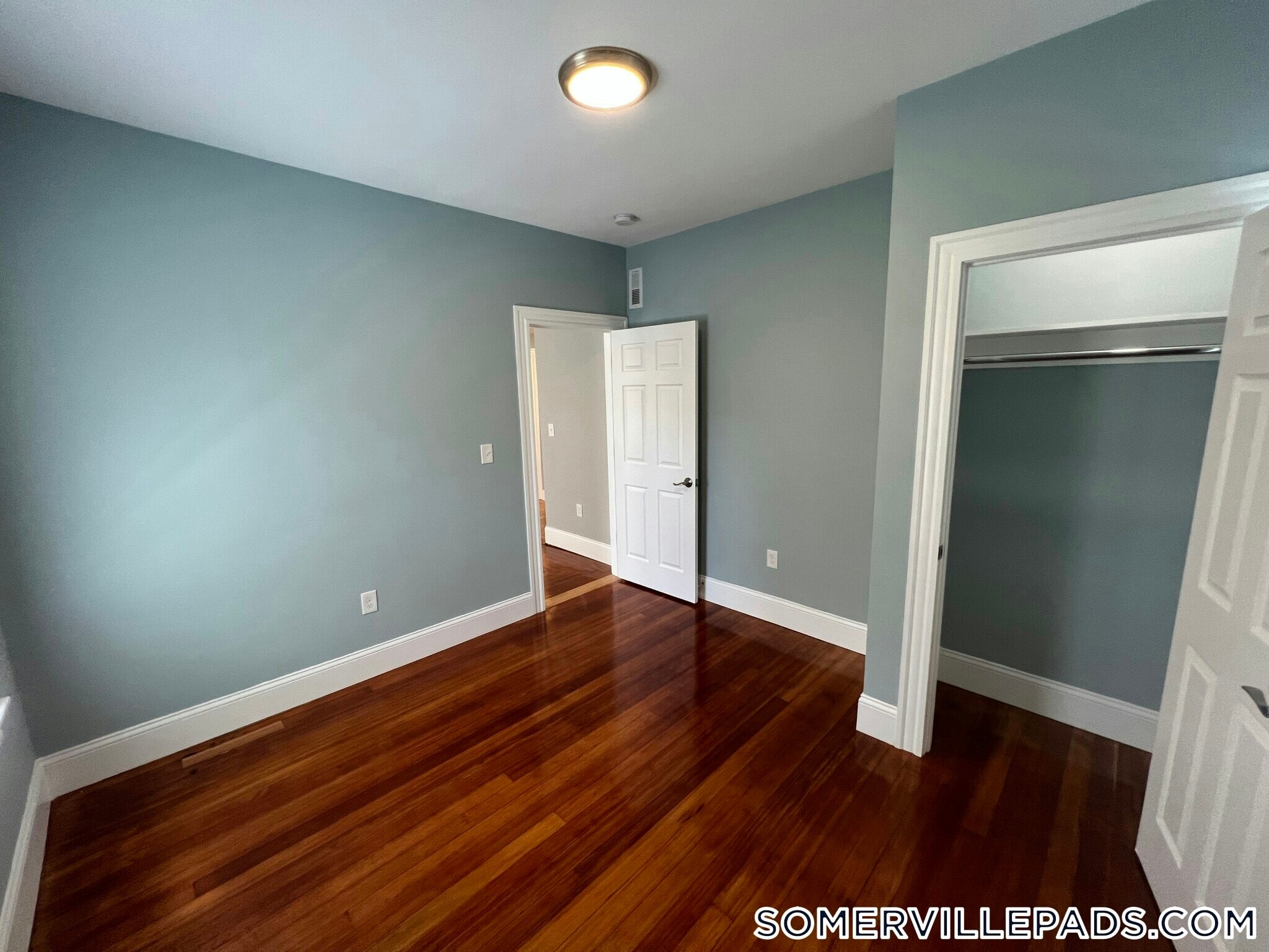 Building Photo - 33 Hancock St