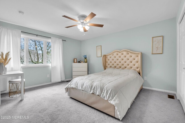 Building Photo - 203 Muskflower Ct