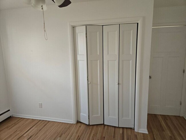 Building Photo - 4200 Lake Breeze Ave N