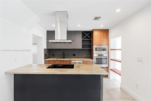 Building Photo - 1610 NW 53rd St