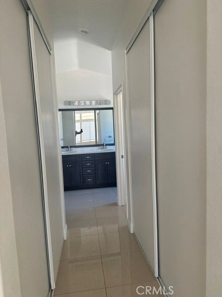 Building Photo - 12811 Cimarron Way