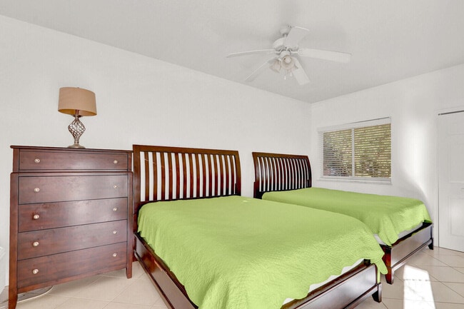 Building Photo - 8020 Carnoustie Pl