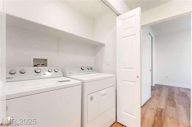 Building Photo - 7660 W Eldorado Ln