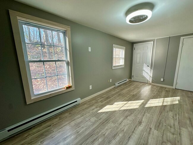 Building Photo - 248 Killingworth Turnpike