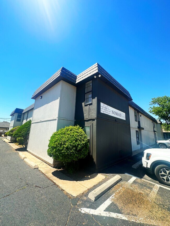 Building Photo - Nomad Apartments